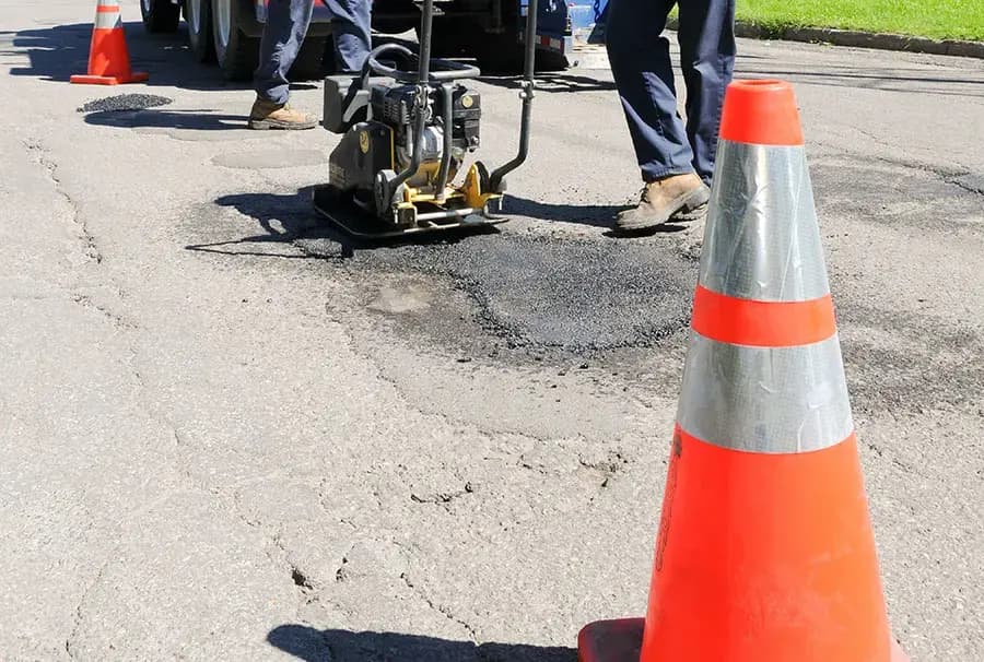 INFRASTRUCTURE ROUTIÈRE EN DÉROUTE – SOCANIN PROPOSE LA BONNE VOIE À SUIVRE …
